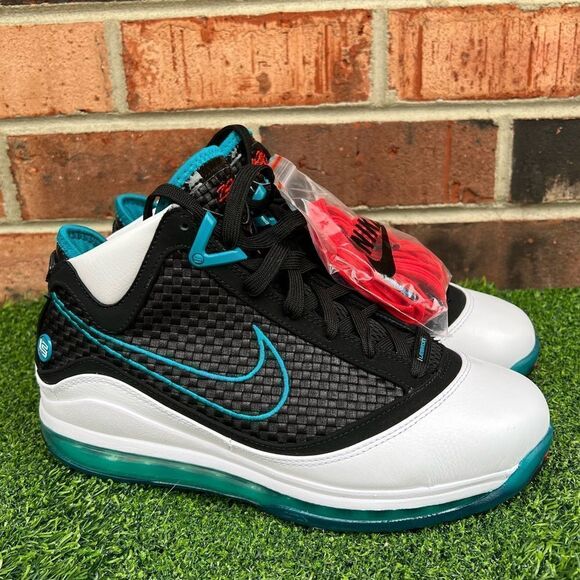 Nike Lebron VII QS 7 Red Carpet 2019 Retro Size 7.5 CU5133-100 - Picture 1 of 9